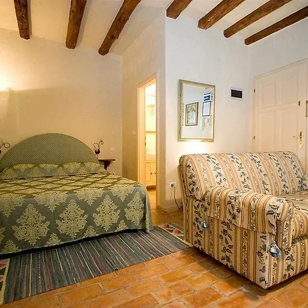 Porta Antica Centro Storico Apartment