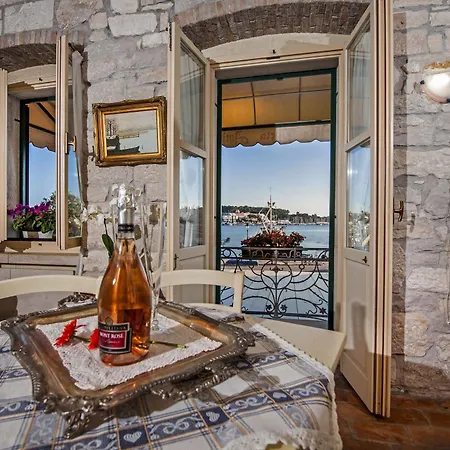 Apartment Porta Antica Centro Storico Rovinj