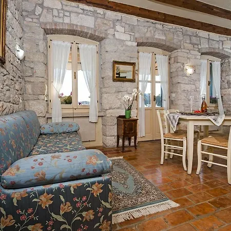 Porta Antica Centro Storico Rovinj