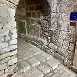 Porta Antica Centro Storico Διαμέρισμα Ρόβινι