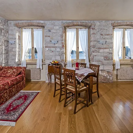 Porta Antica Centro Storico Apartmán Rovinj