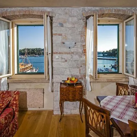 Porta Antica Centro Storico Rovinj